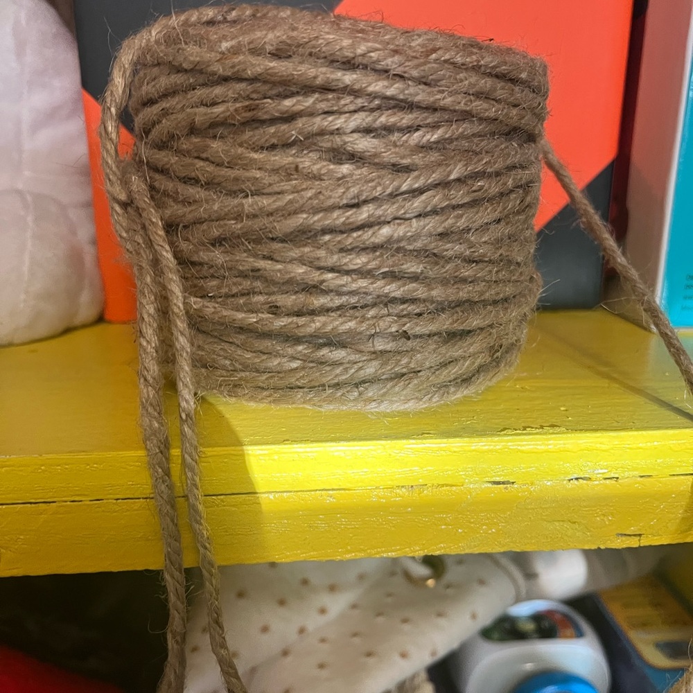 Hobby Lobby Natural Brown Jute Twine Coil #77